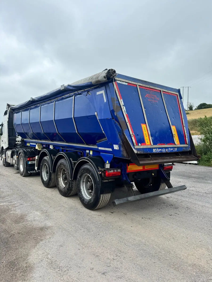 2020 Kassbohrer Insulated Tipping Trailer - Image 3