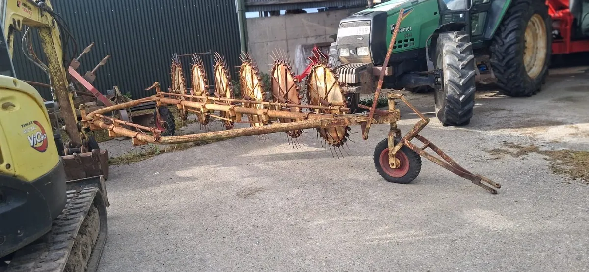 Vintage bamford gearless rake - Image 1