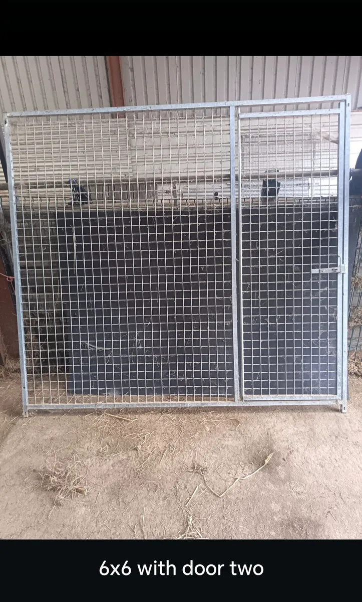 Dog kennel panels - Image 1