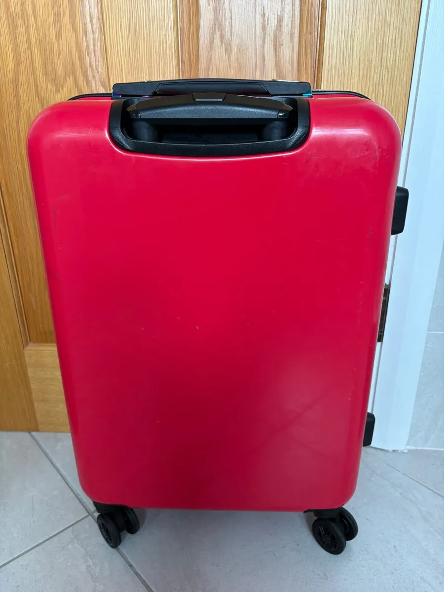 Guess suitcase - Image 4