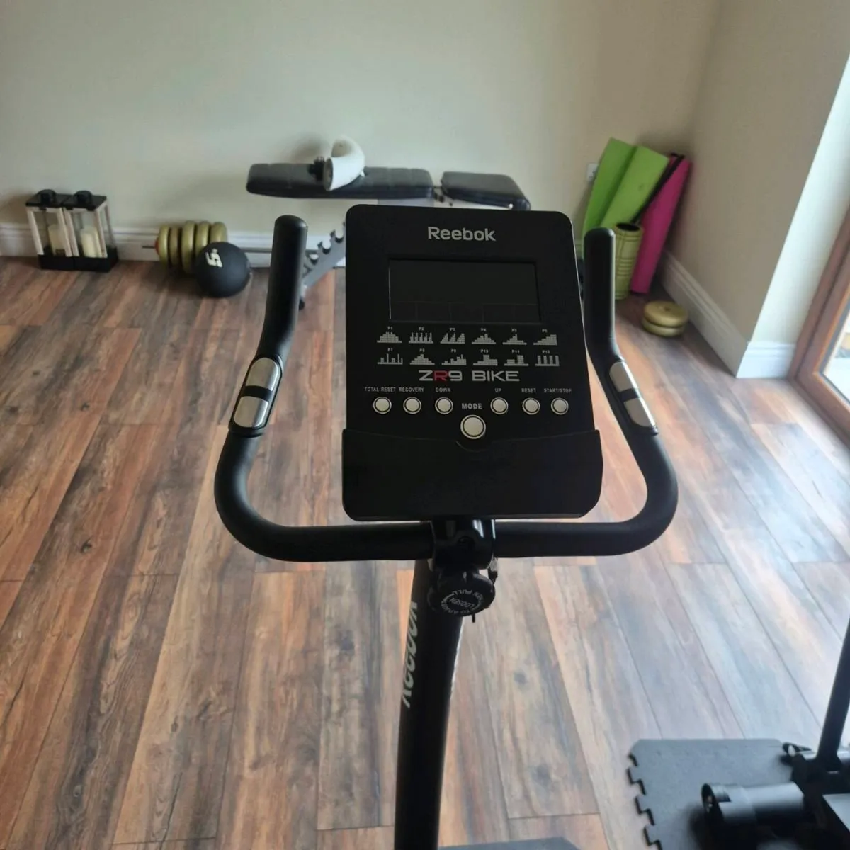 Stationary bike - Image 3