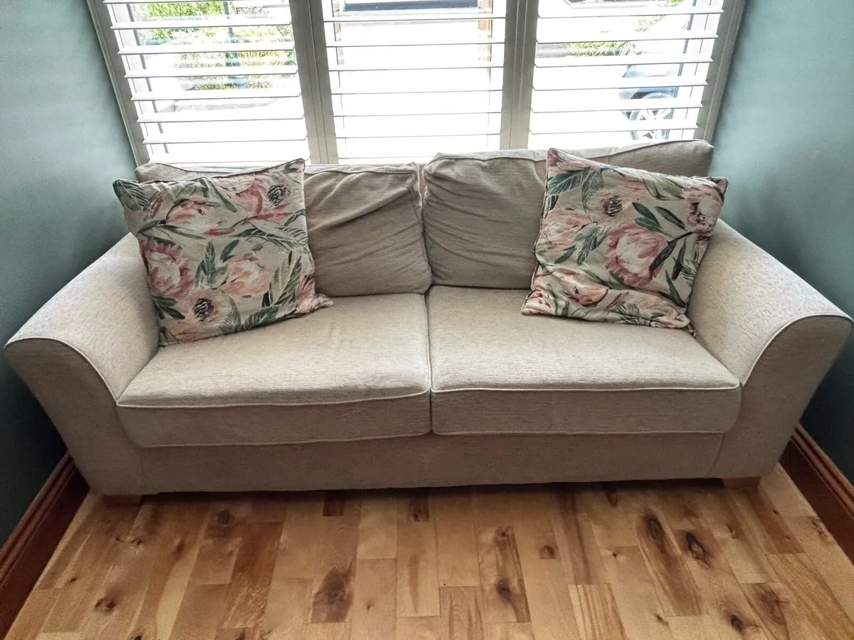 ❤️Couch for Sale - Image 1