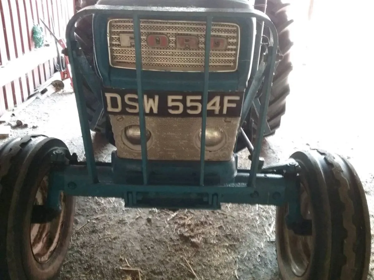1968 Ford 4000 2 wheel drive tractor - Image 4