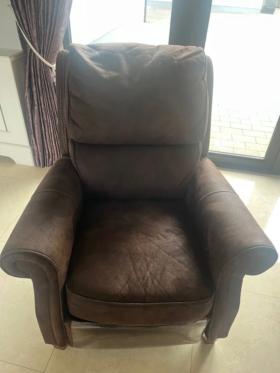 Recliner armchair - Image 1
