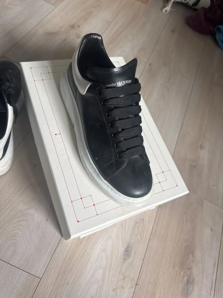 designer shoes - Image 2