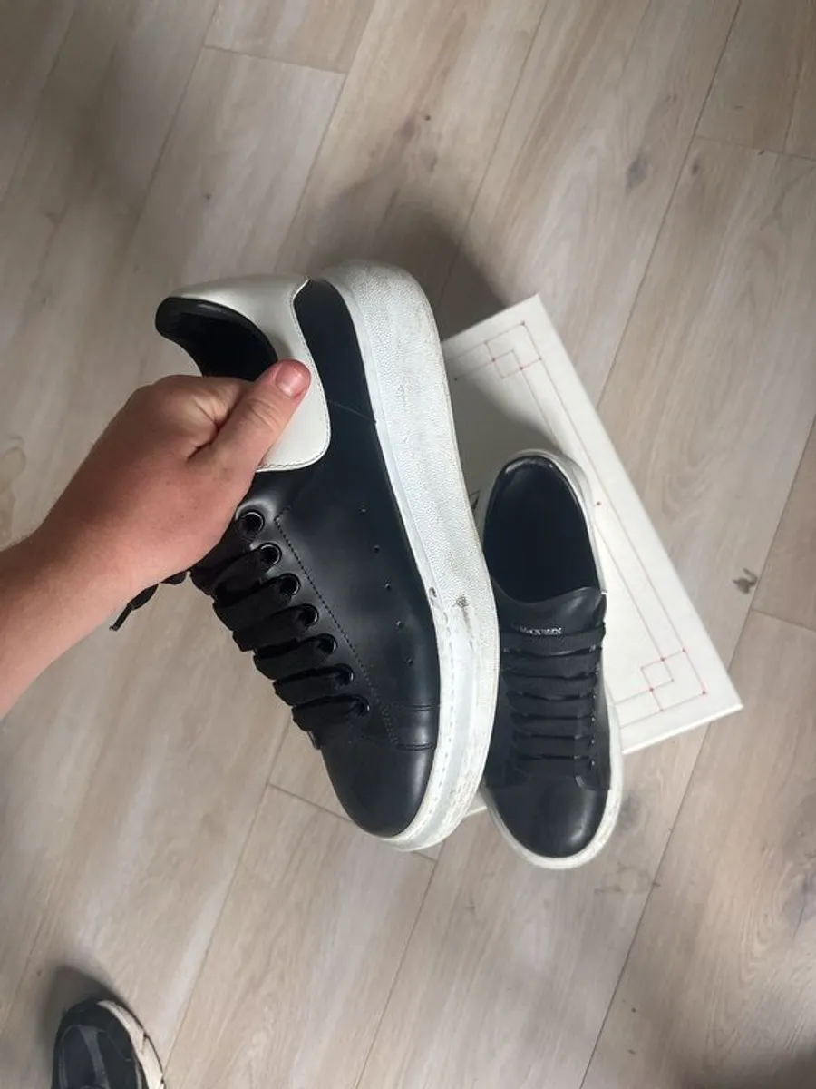 designer shoes - Image 4