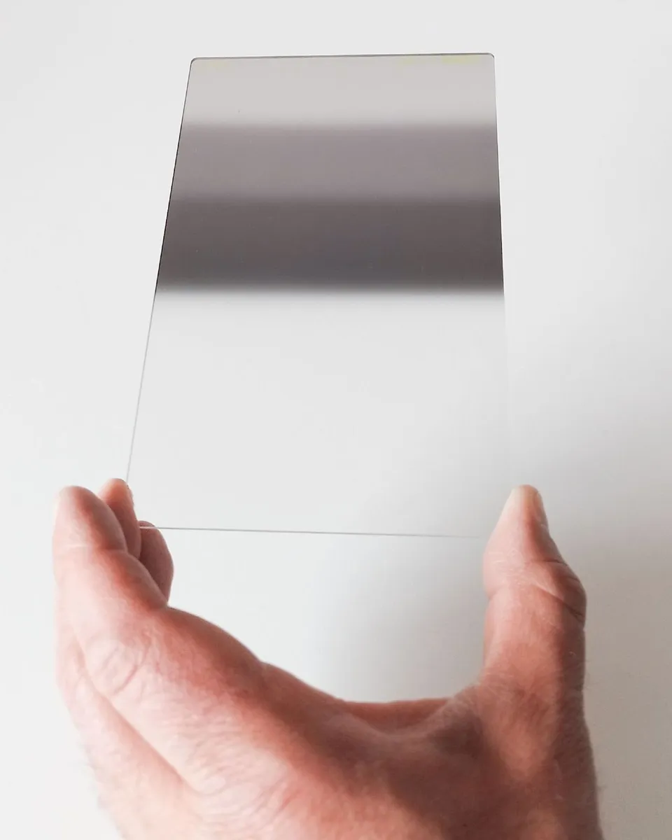 LEE FILTERS SYSTEM 100 KIT (HOLDER, RING, FILTERS) - Image 4