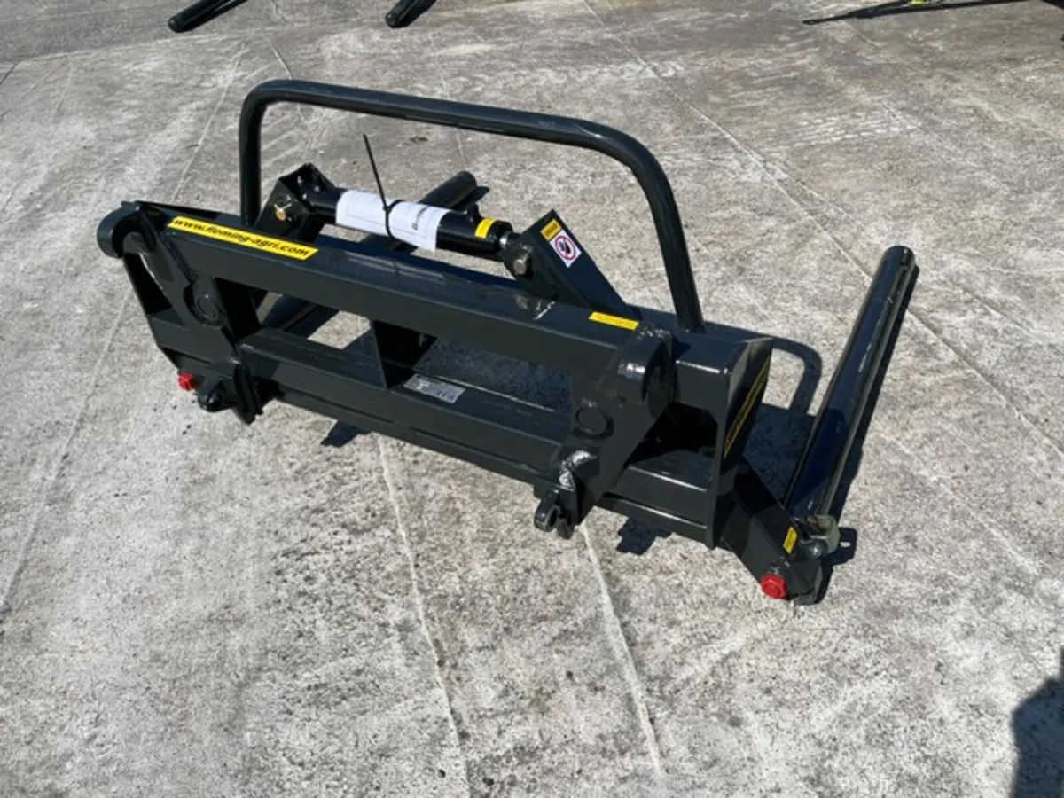 Fleming Bale Stacker with Euro Brackets - Image 3