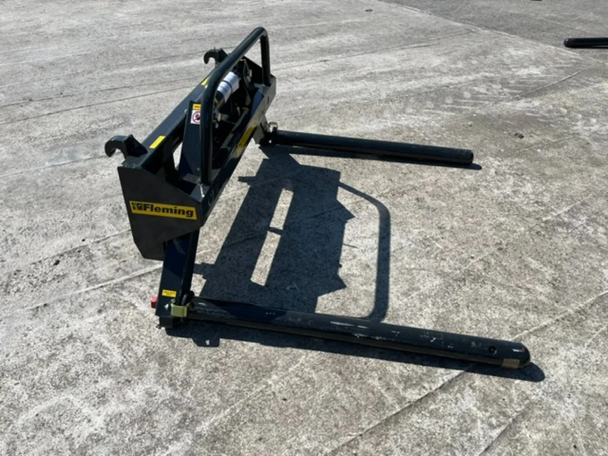 Fleming Bale Stacker with Euro Brackets - Image 2