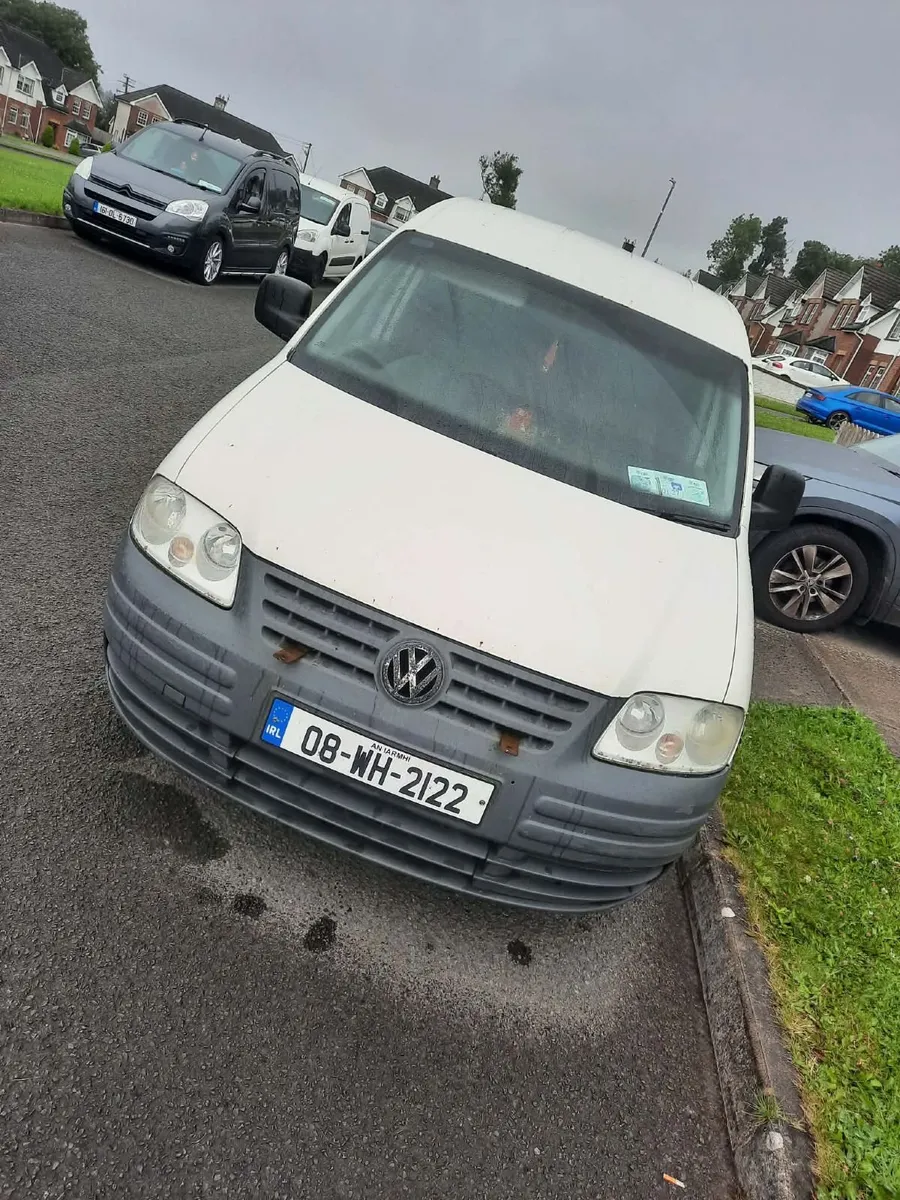 Volkswagen Caddy 2008 - Image 2