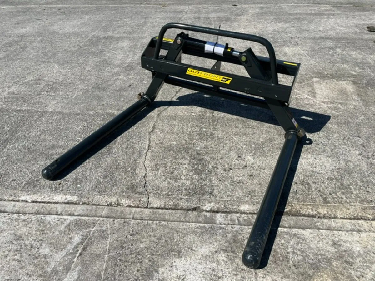 Fleming Bale Stacker w/o brackets - Image 3