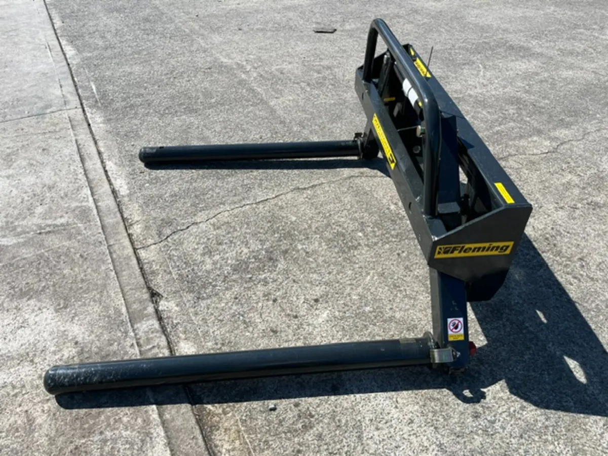 Fleming Bale Stacker w/o brackets - Image 2