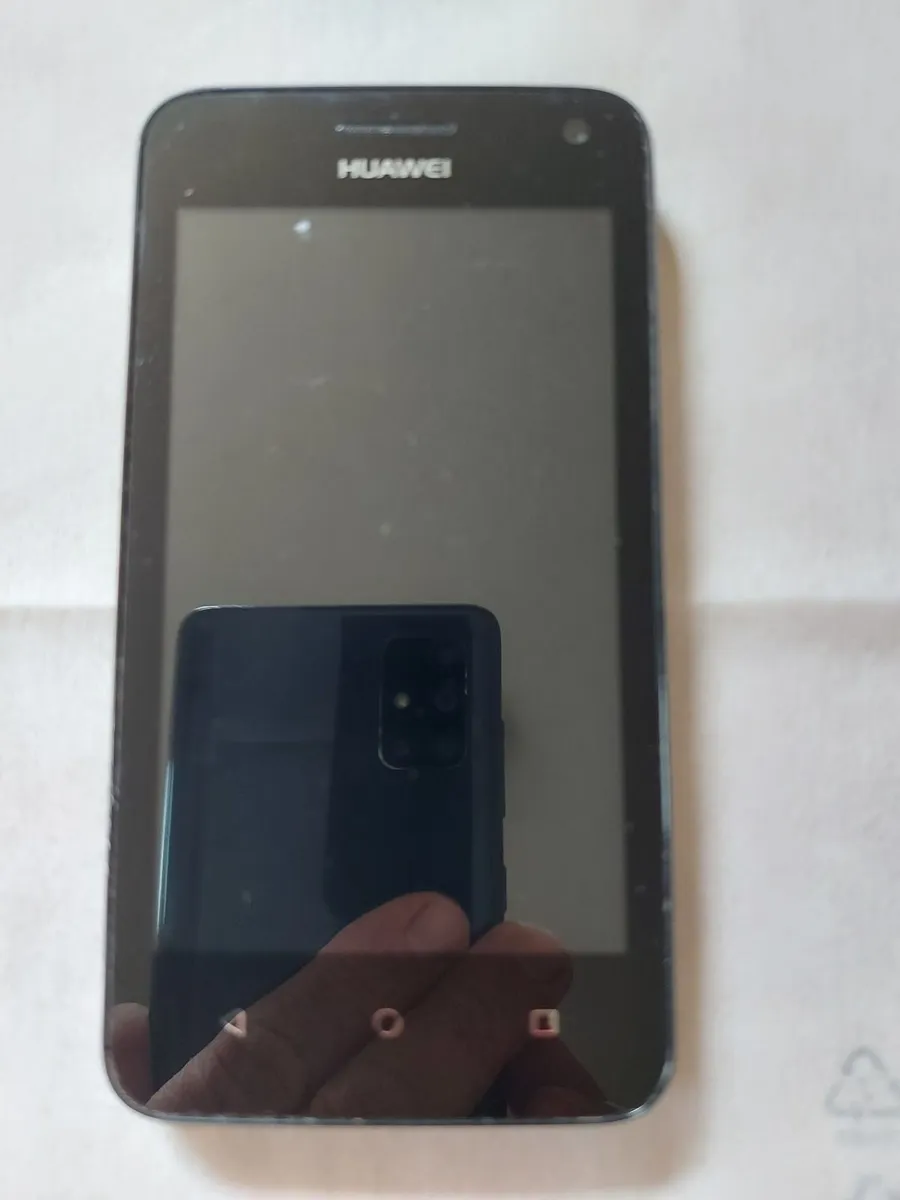 HUAWEI Mobile Phone, Model Y360-U31, Possibly 3 ne - Image 3