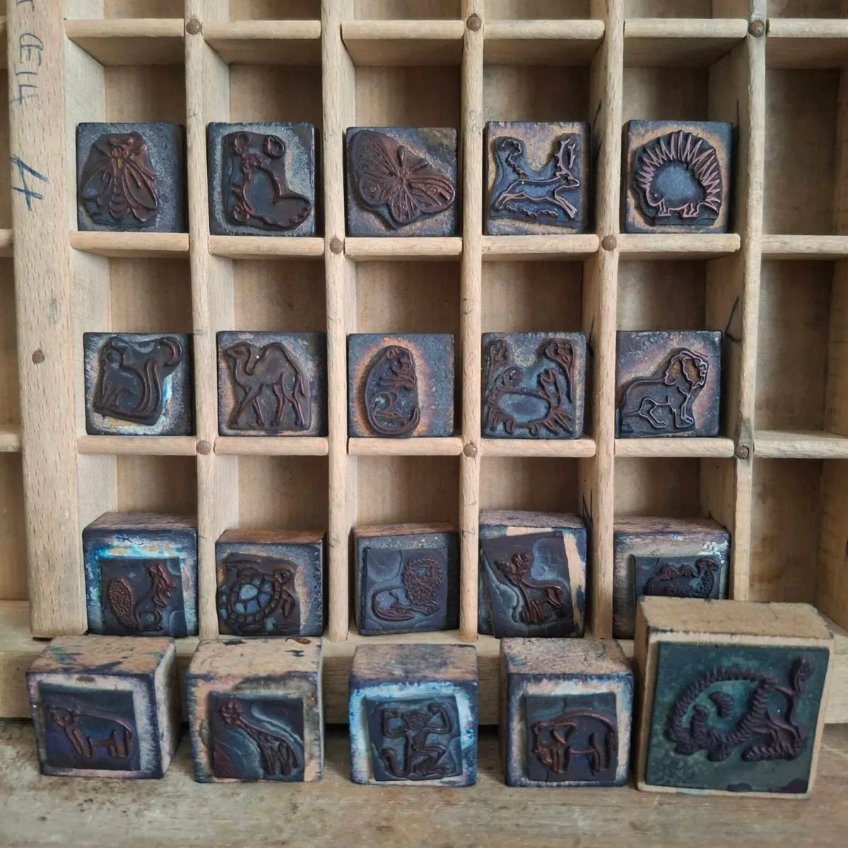 French Miniature Animal Ink Blocks - Image 1