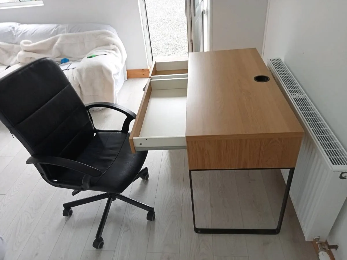 Desk and Office chair - Image 1
