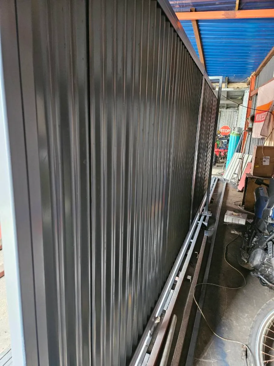 Electric roller gate wifi control - Image 4