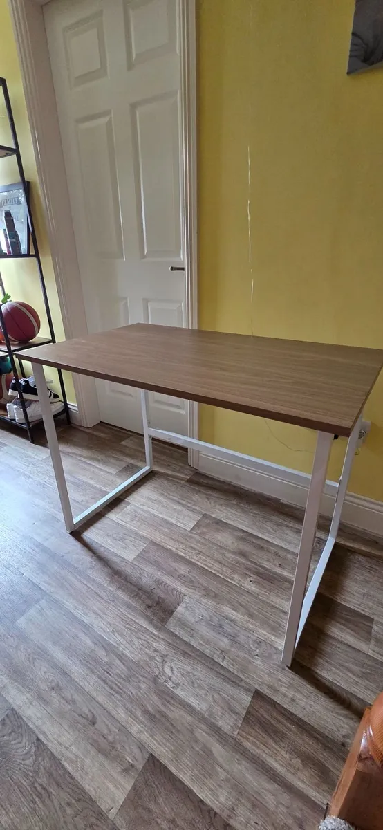 Desk/table - Image 2