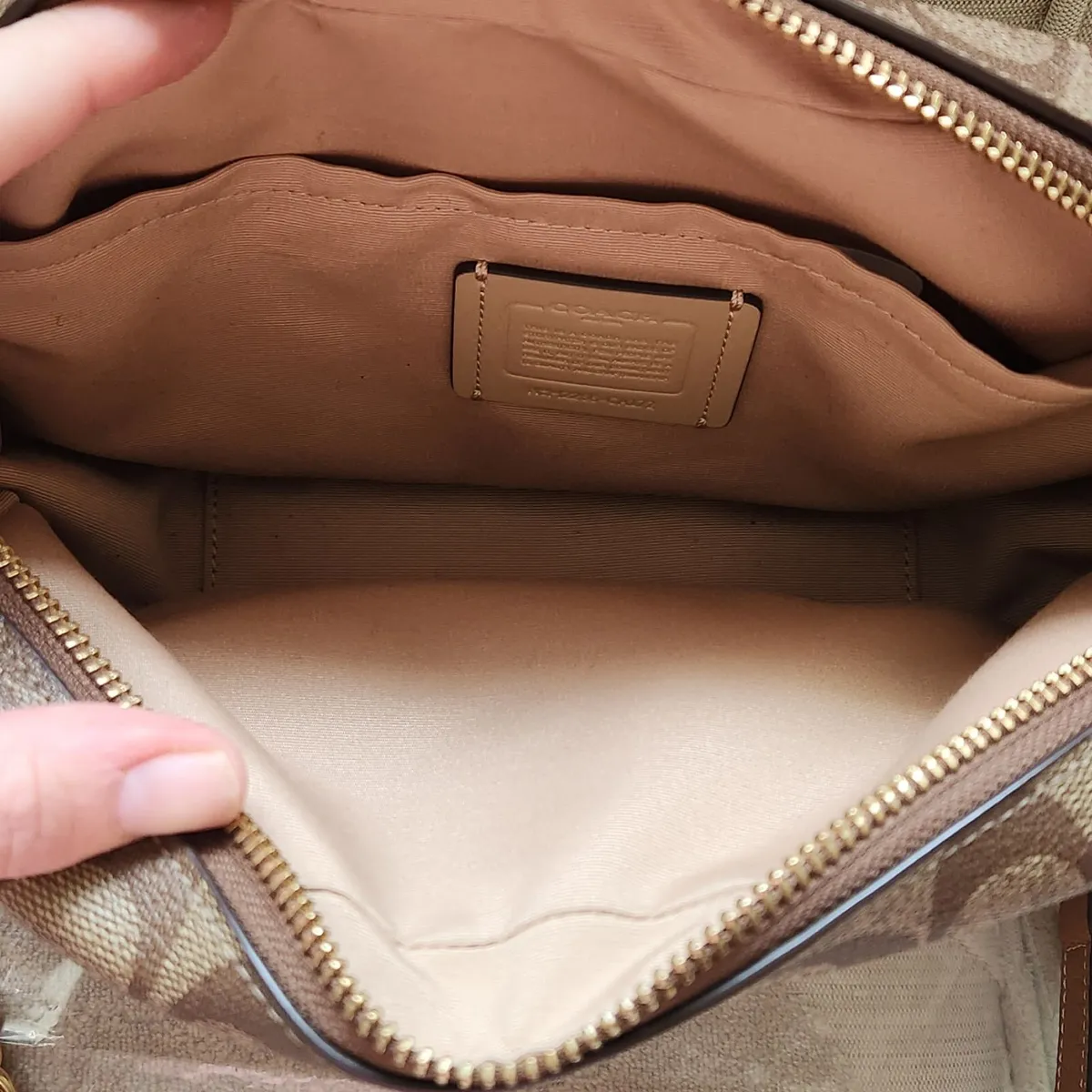 Coach crossbody bag - Image 3