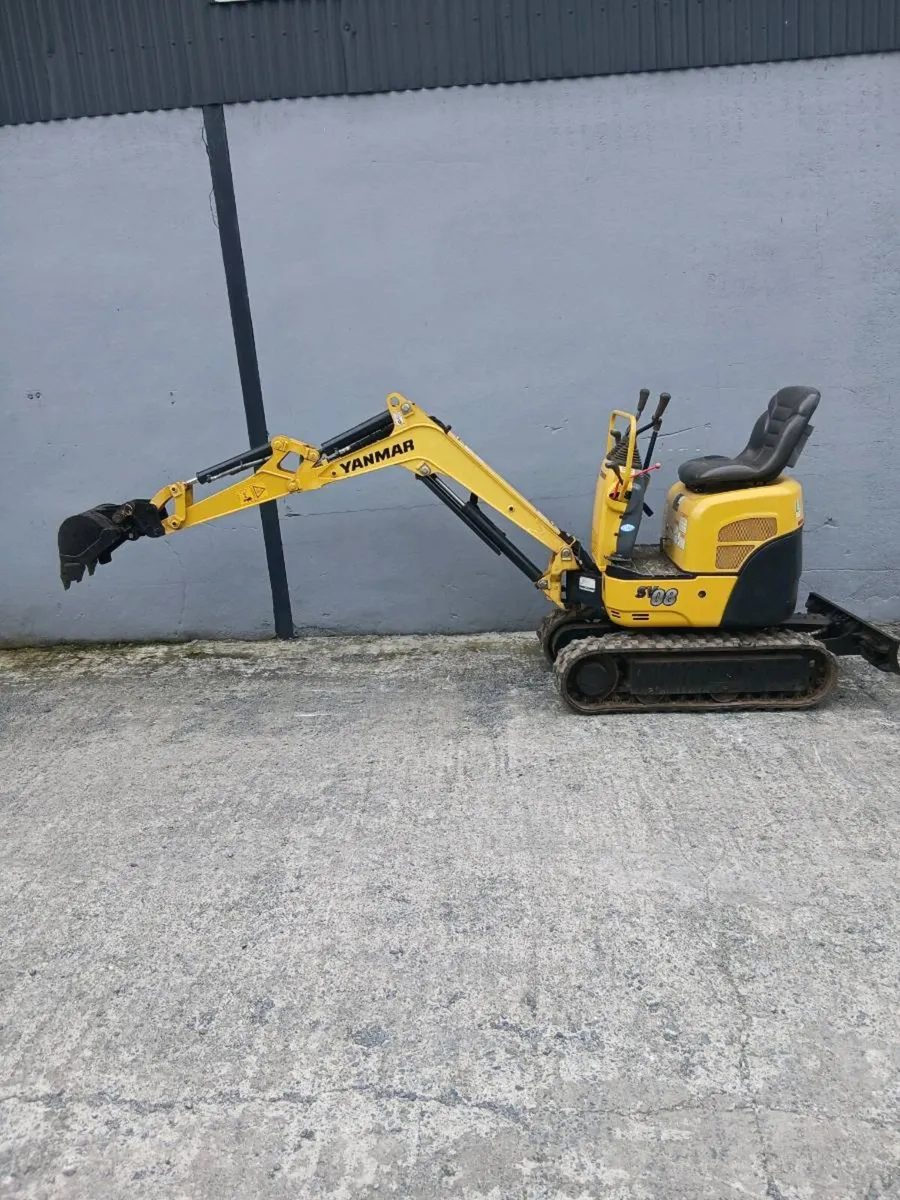 Yanmar SV08 Micro Digger - Image 2
