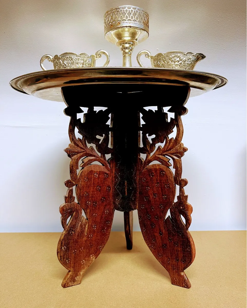 Vintage set and stand - Image 2