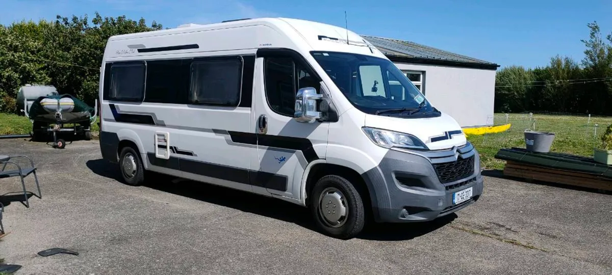 Motorhome 2017 - Image 1
