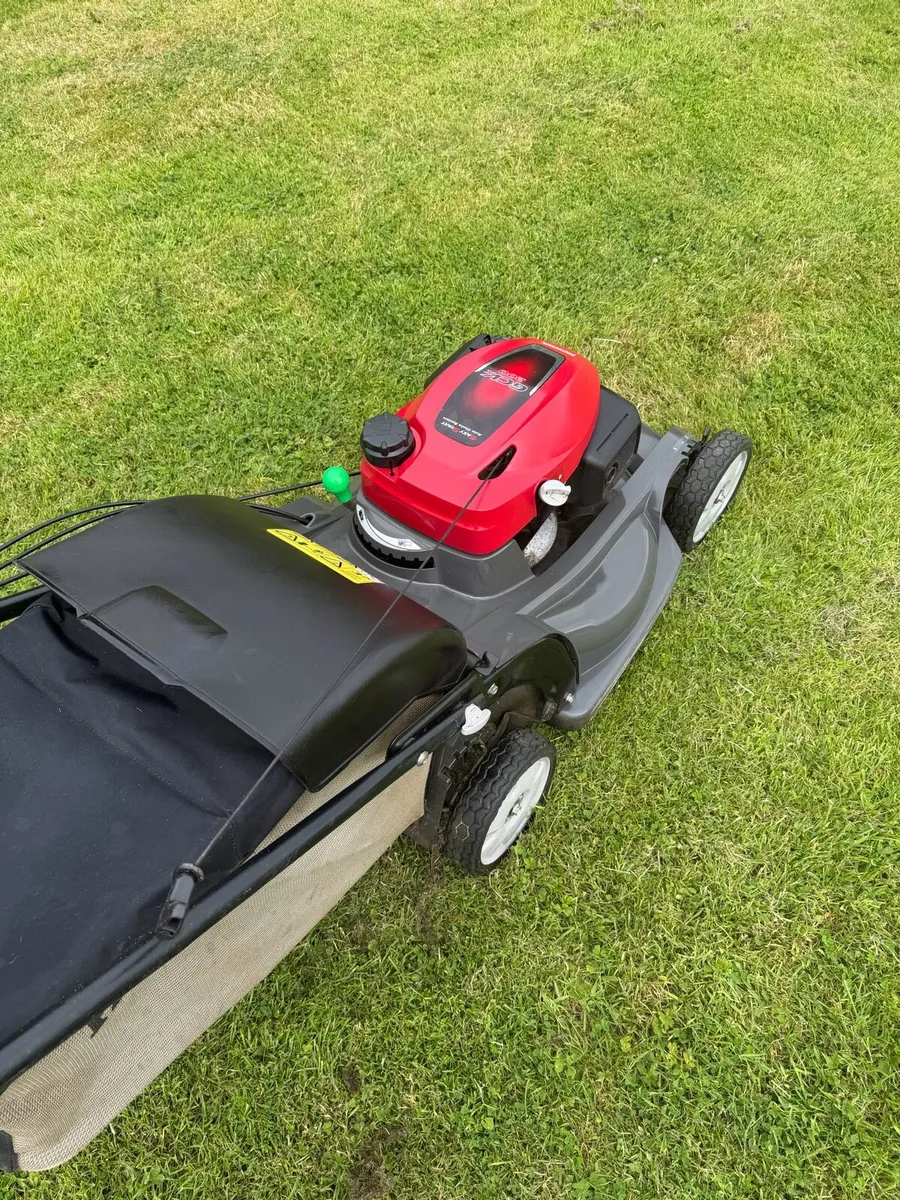 Honda lawnmower - Image 2