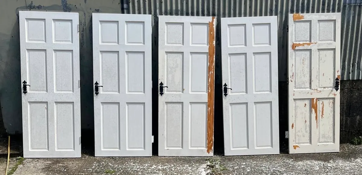 9 Solid wooden door - Image 3