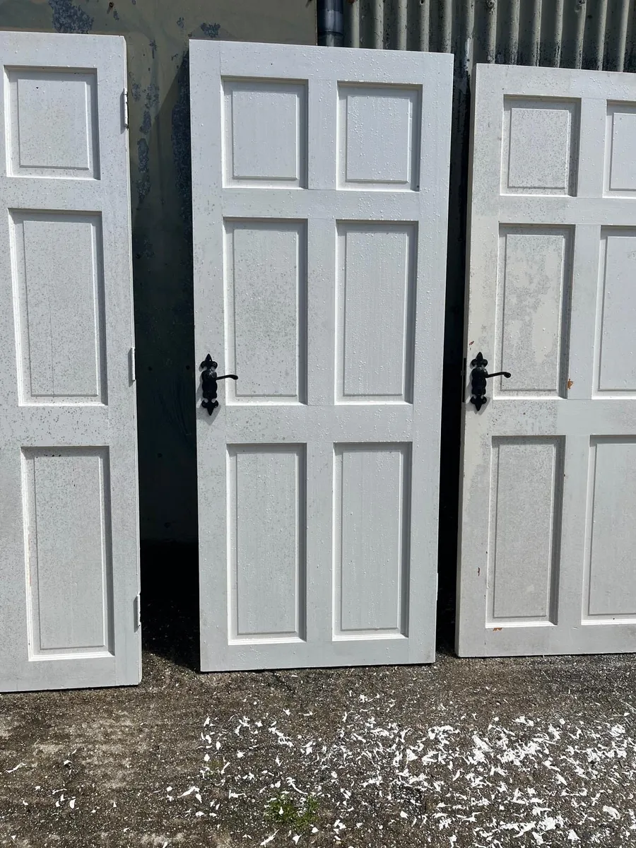 9 Solid wooden door - Image 2