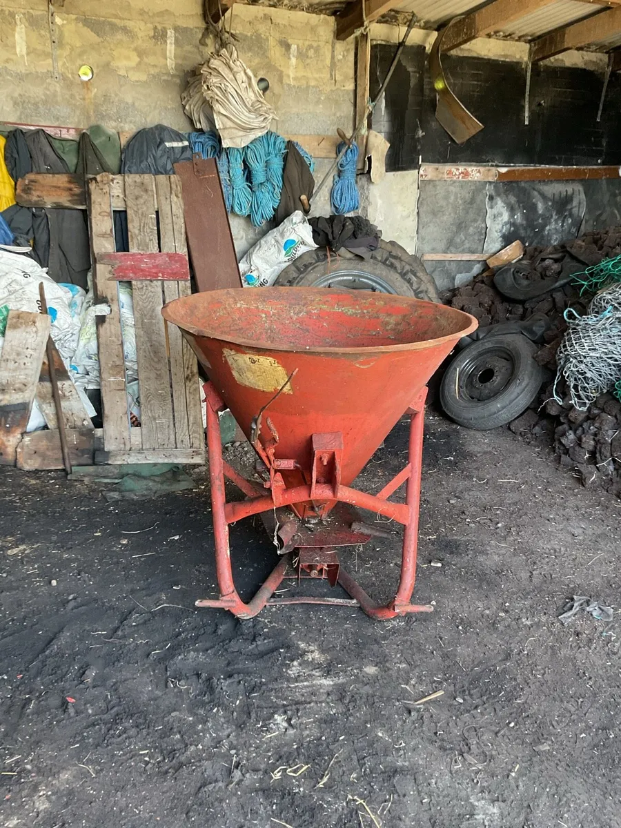 Farm machinery - Image 4
