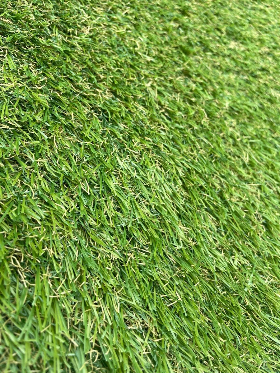 Astro turf for grave / garden - Image 3