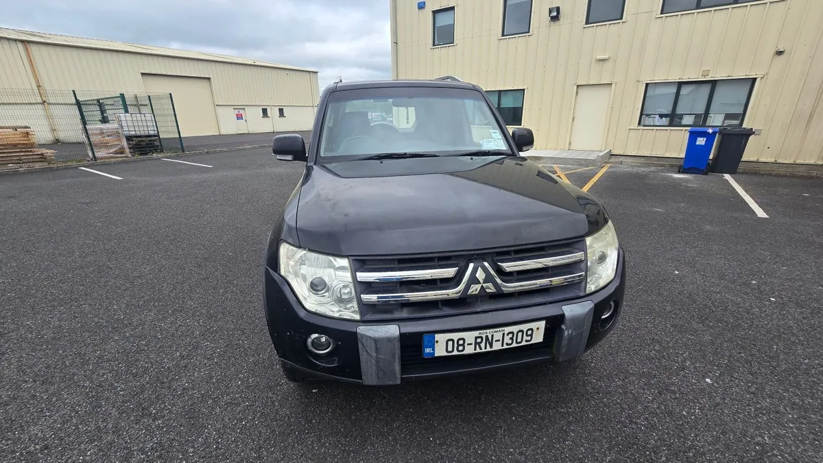 2008 Mitsubishi Pajero 3.2 DIESEL - LWB - 4x4 - Image 3