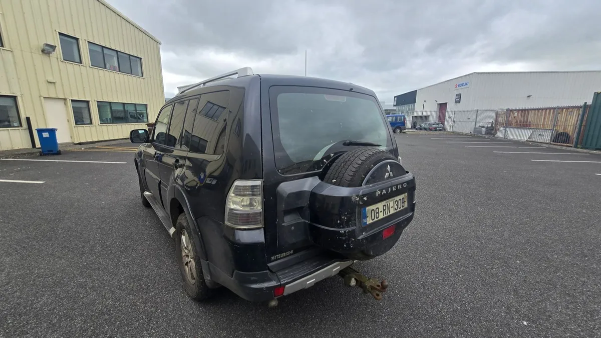 2008 Mitsubishi Pajero 3.2 DIESEL - LWB - 4x4 - Image 4