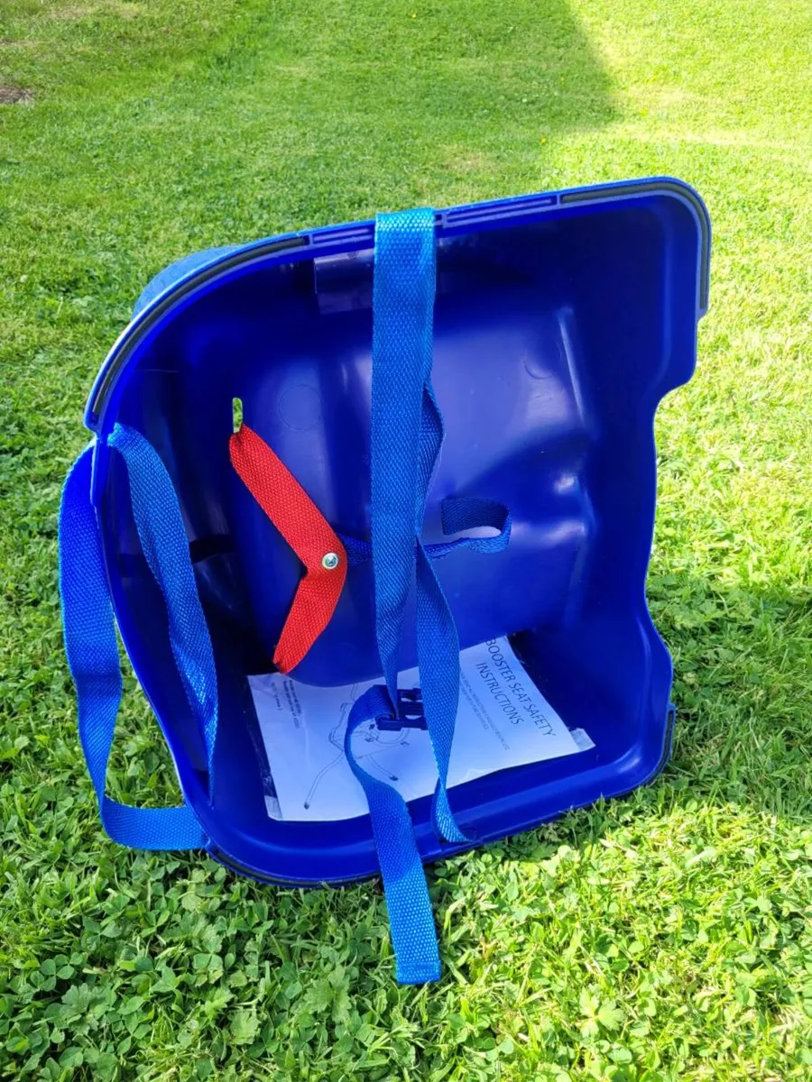 Plastic baby booster - Image 3