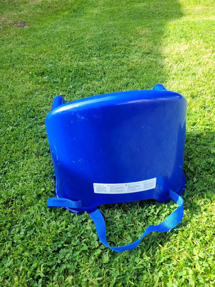 Plastic baby booster - Image 4