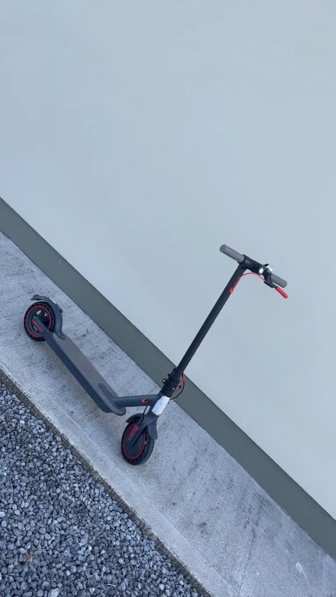 Xaoimi E scooter - Image 1