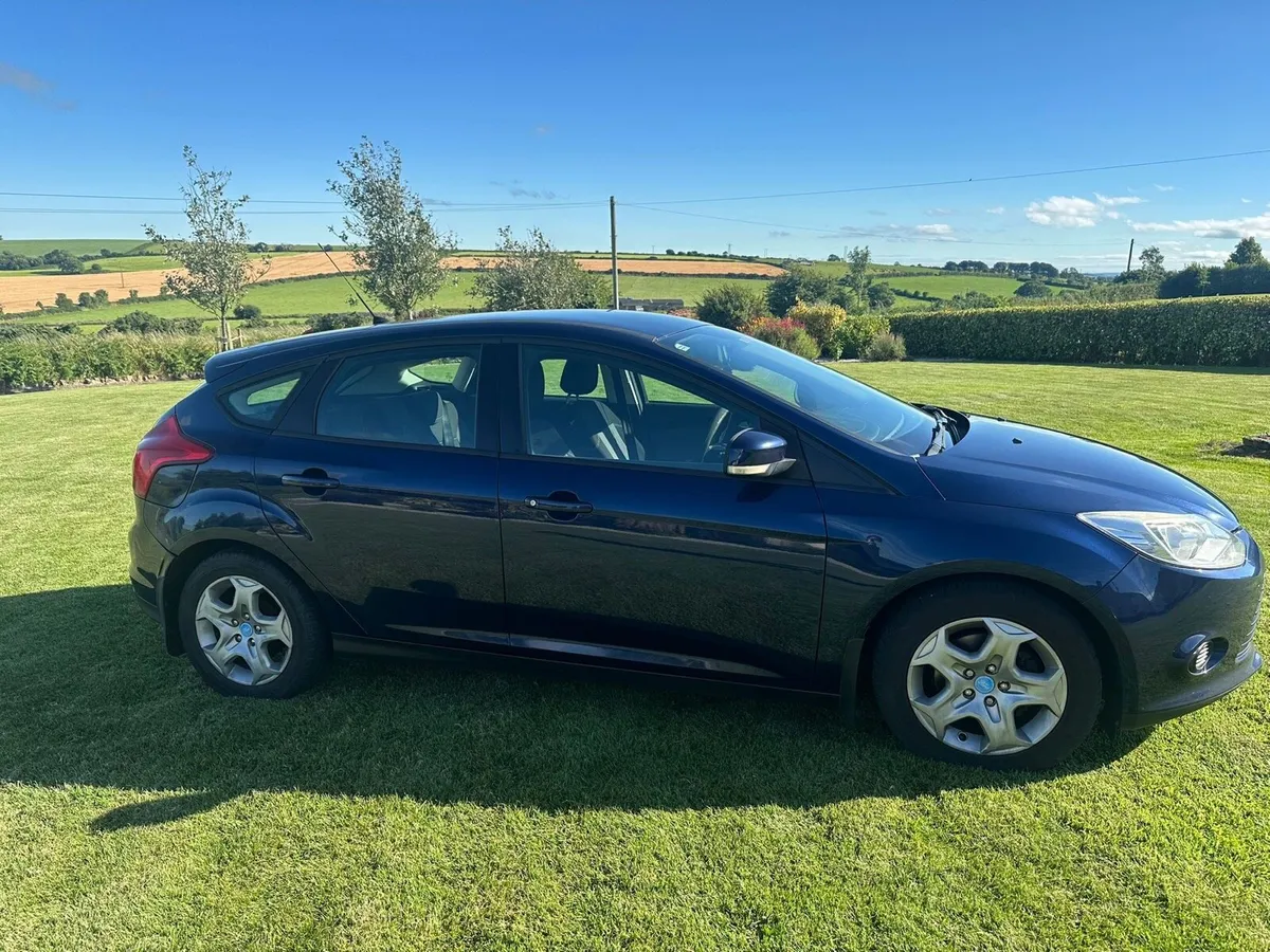 Car - Image 2