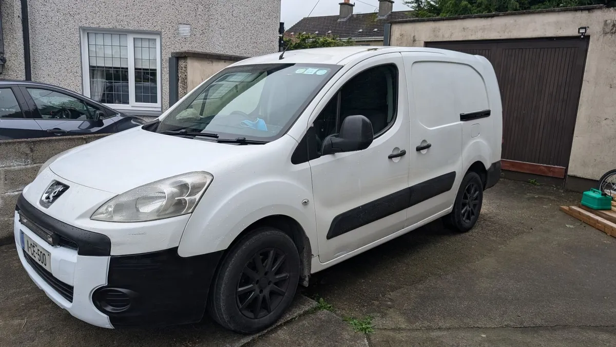 Peugeot Partner 2011 - Image 1