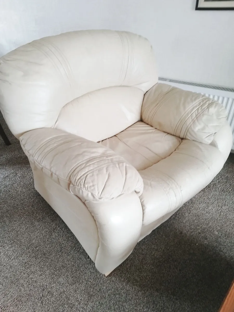 Leather Cream Sofa & 2 Armchairs - Image 3