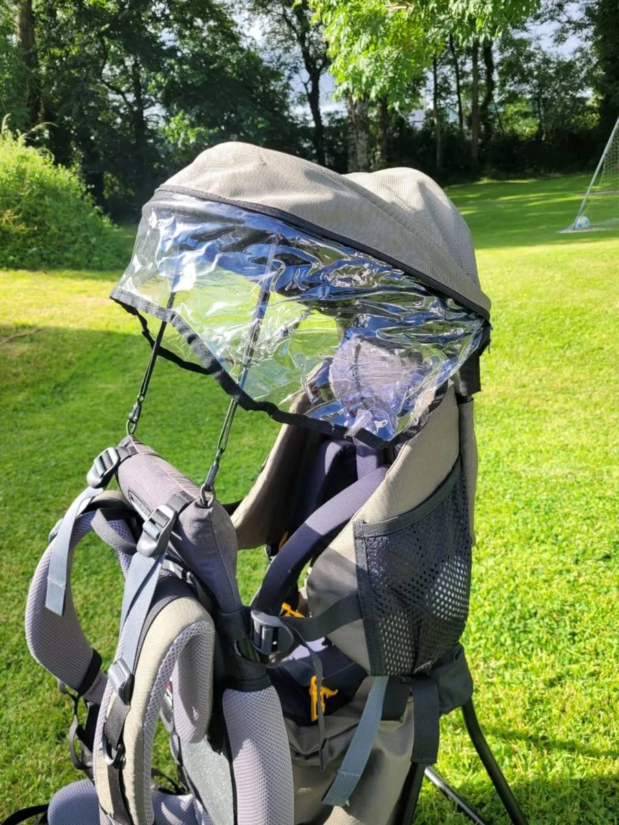 Deuter baby carrier - Image 3