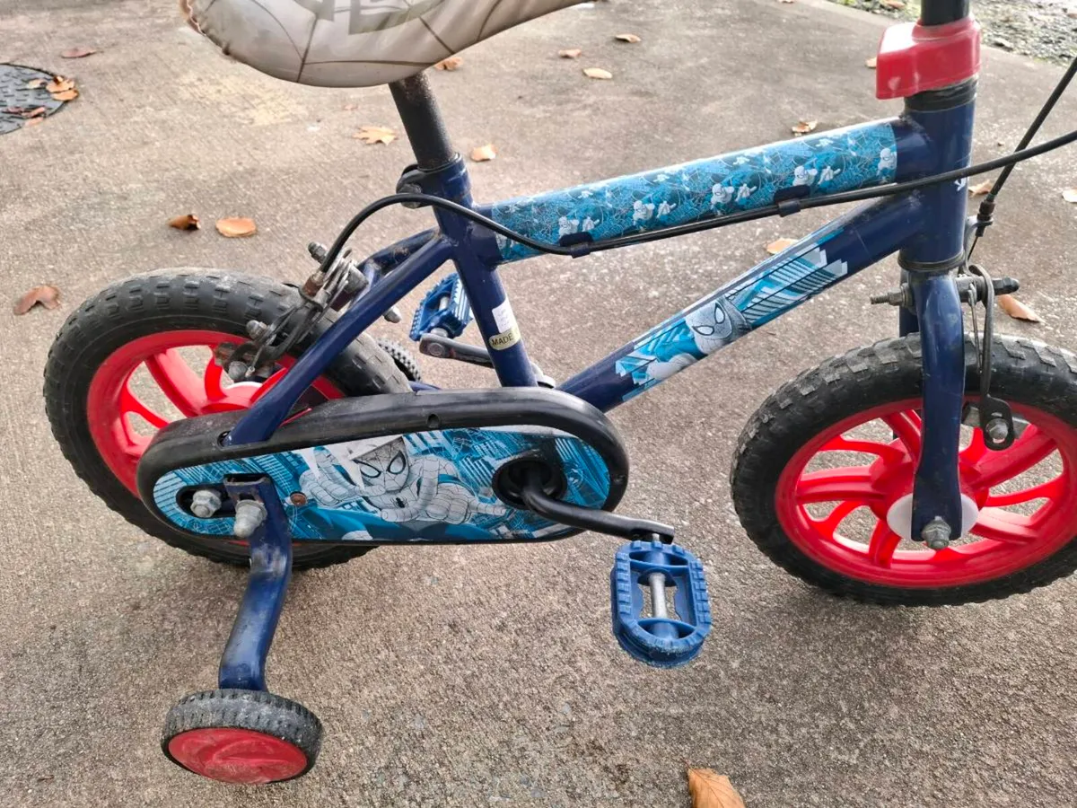 Kids 12inch spiderman bike - Image 2