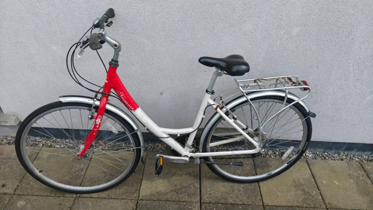Ladies Step-Through City/Hybrid Bike – Newport - Image 2