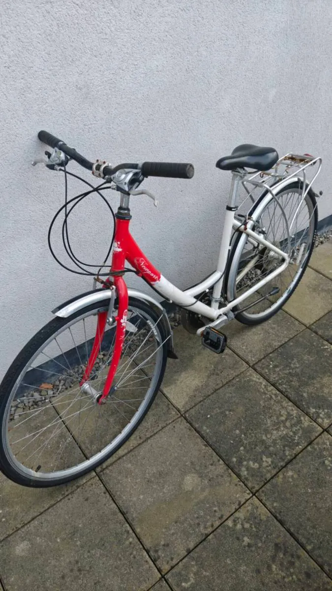 Ladies Step-Through City/Hybrid Bike – Newport - Image 3