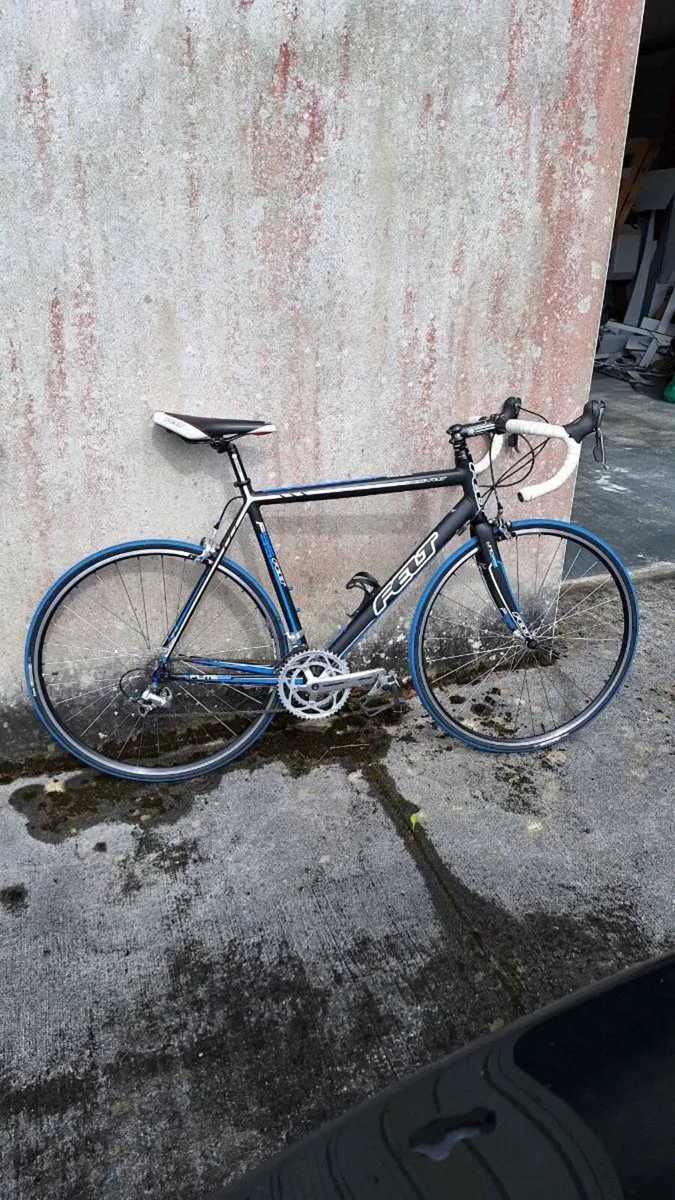 Felt F95 Road Bike - Image 2
