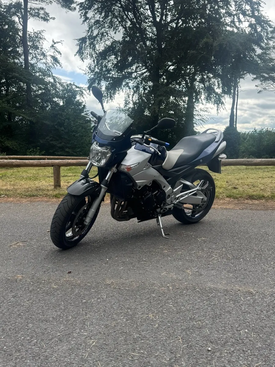 2006 Suzuki GSR 600 - Image 2