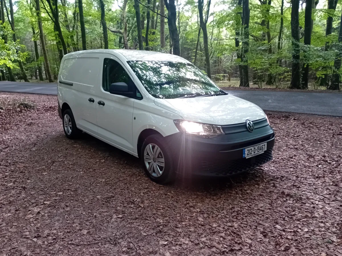 212 VW CADDY 2.0 TDI  LWB MAXI VAN . VAT INC. - Image 3