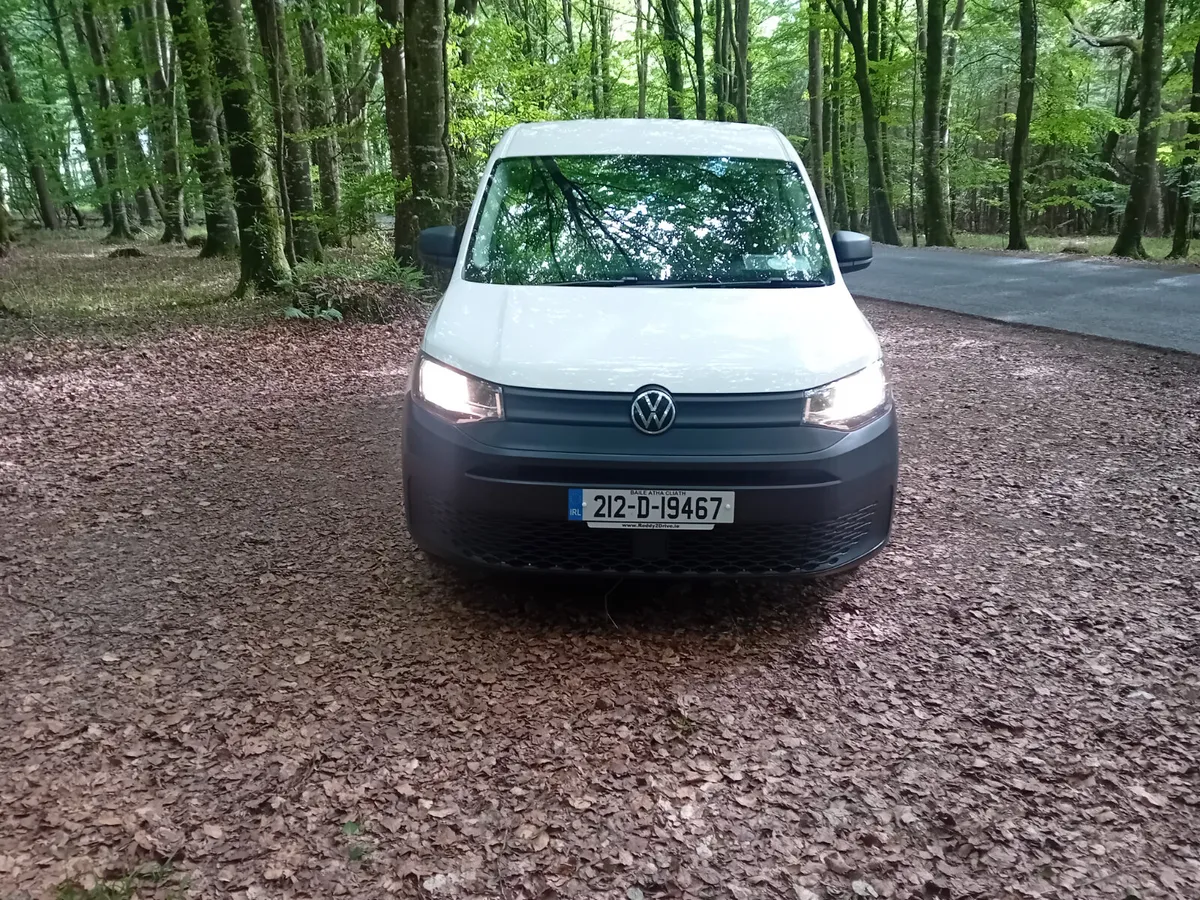 212 VW CADDY 2.0 TDI  LWB MAXI VAN . VAT INC. - Image 2
