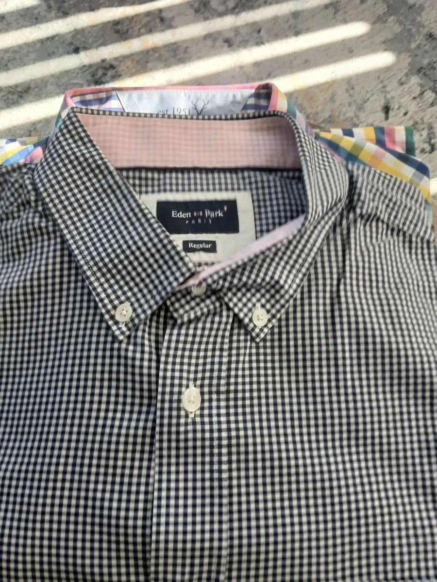 3 high Quality shirts 2xl - Image 3