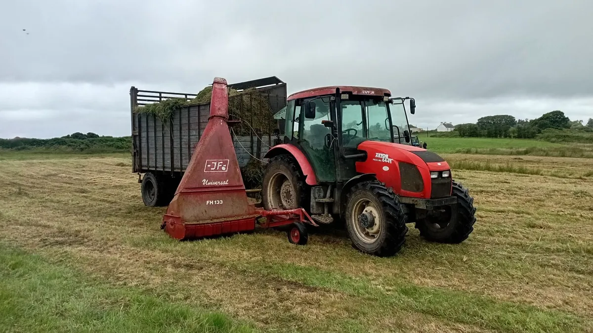 12x8 silage trailer, choice of flotations - Image 2