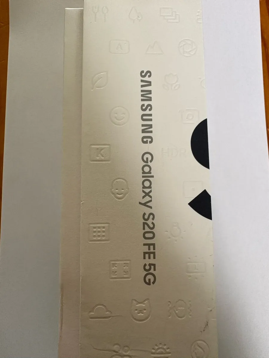 Samsung Galaxy S20 FE 5G - Image 4