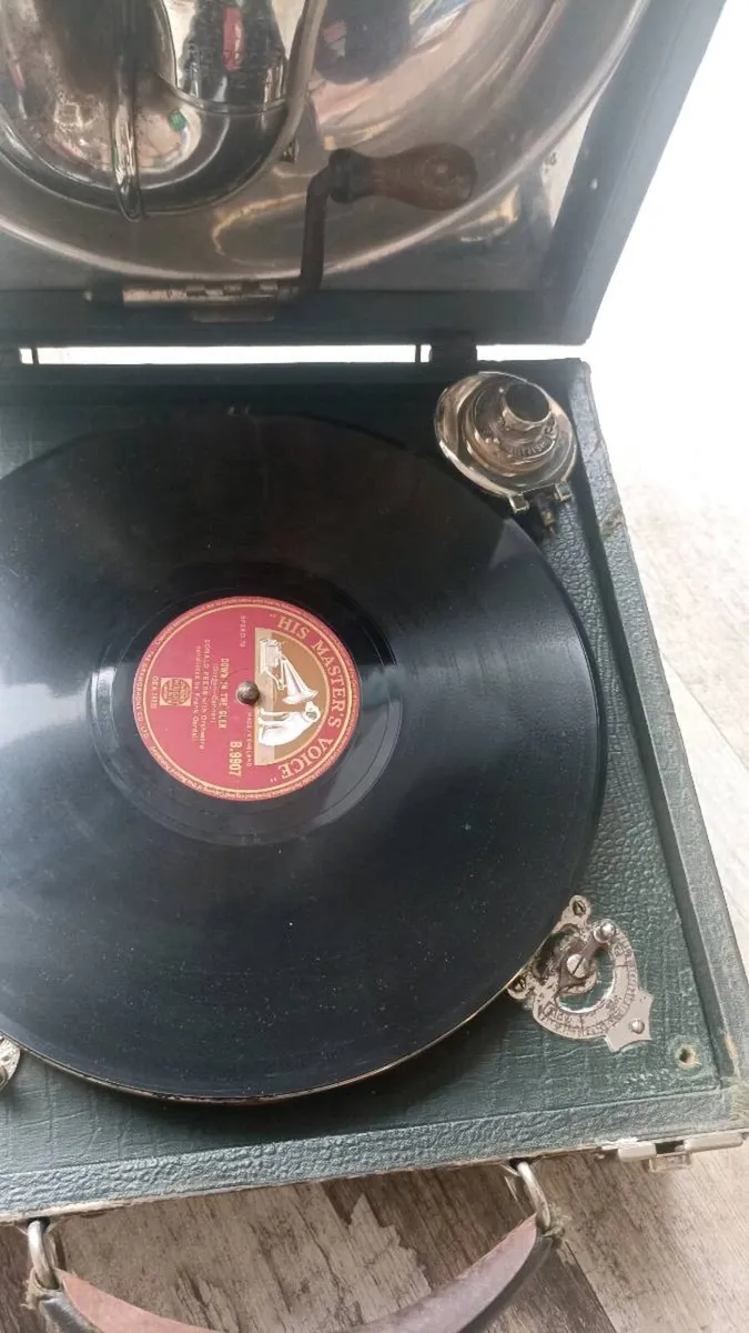 Gramophone Decca 1930s - Image 2